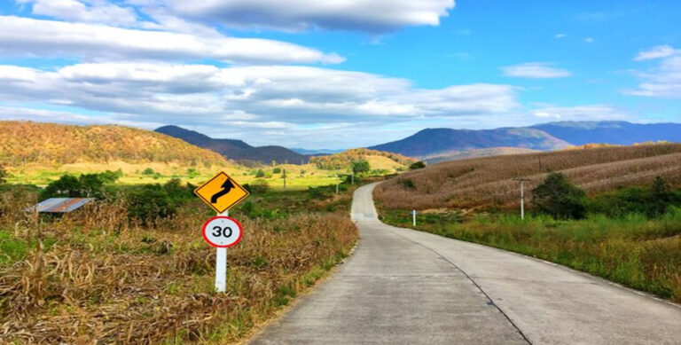 County Line Road